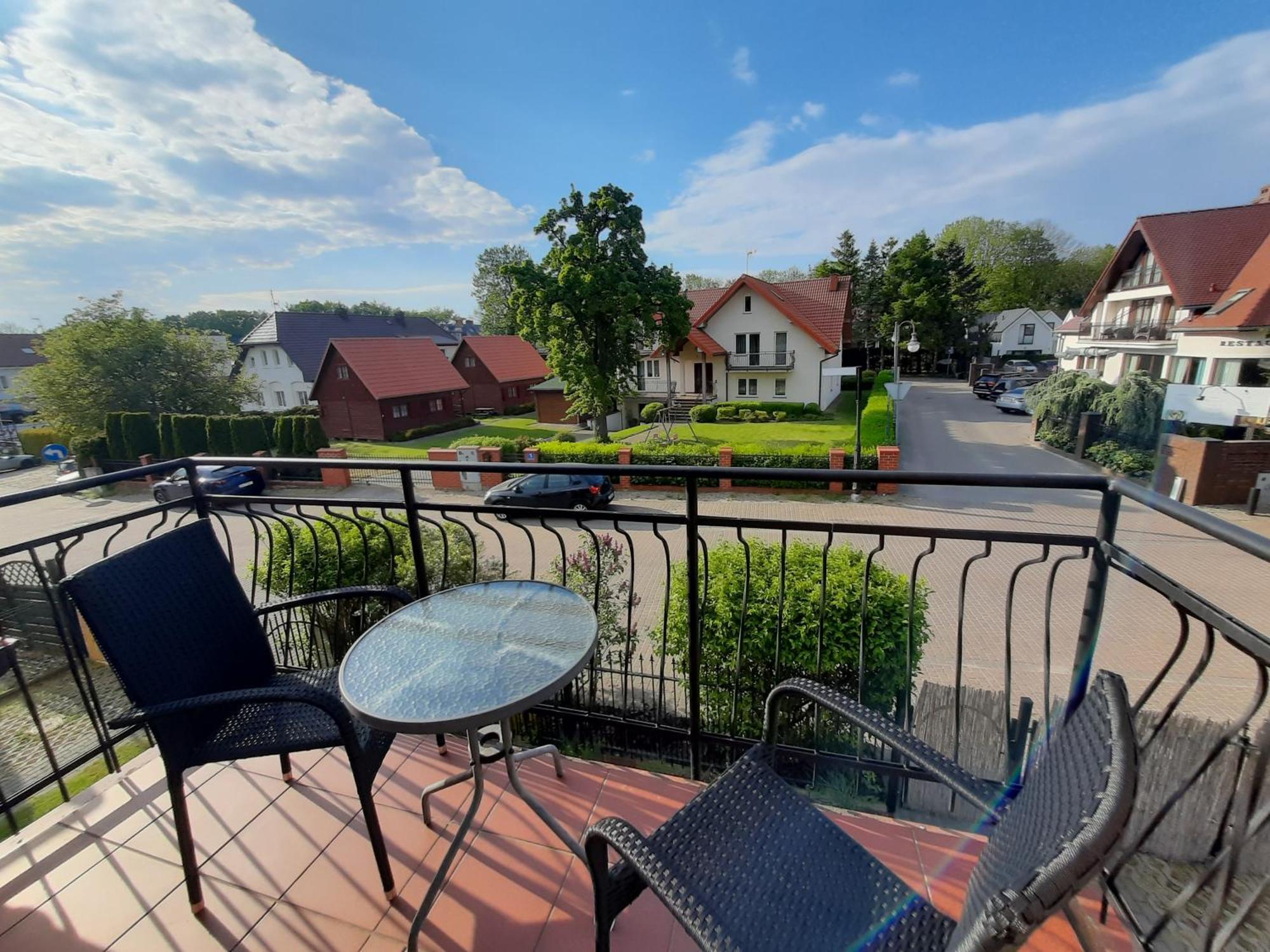 Apartamenty Obok Ruin Trzęsacz Exteriör bild