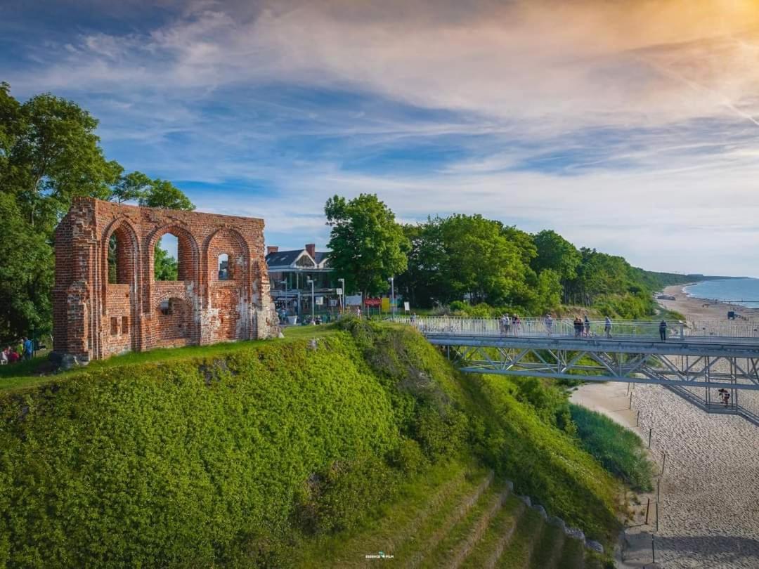 Apartamenty Obok Ruin Trzęsacz Exteriör bild